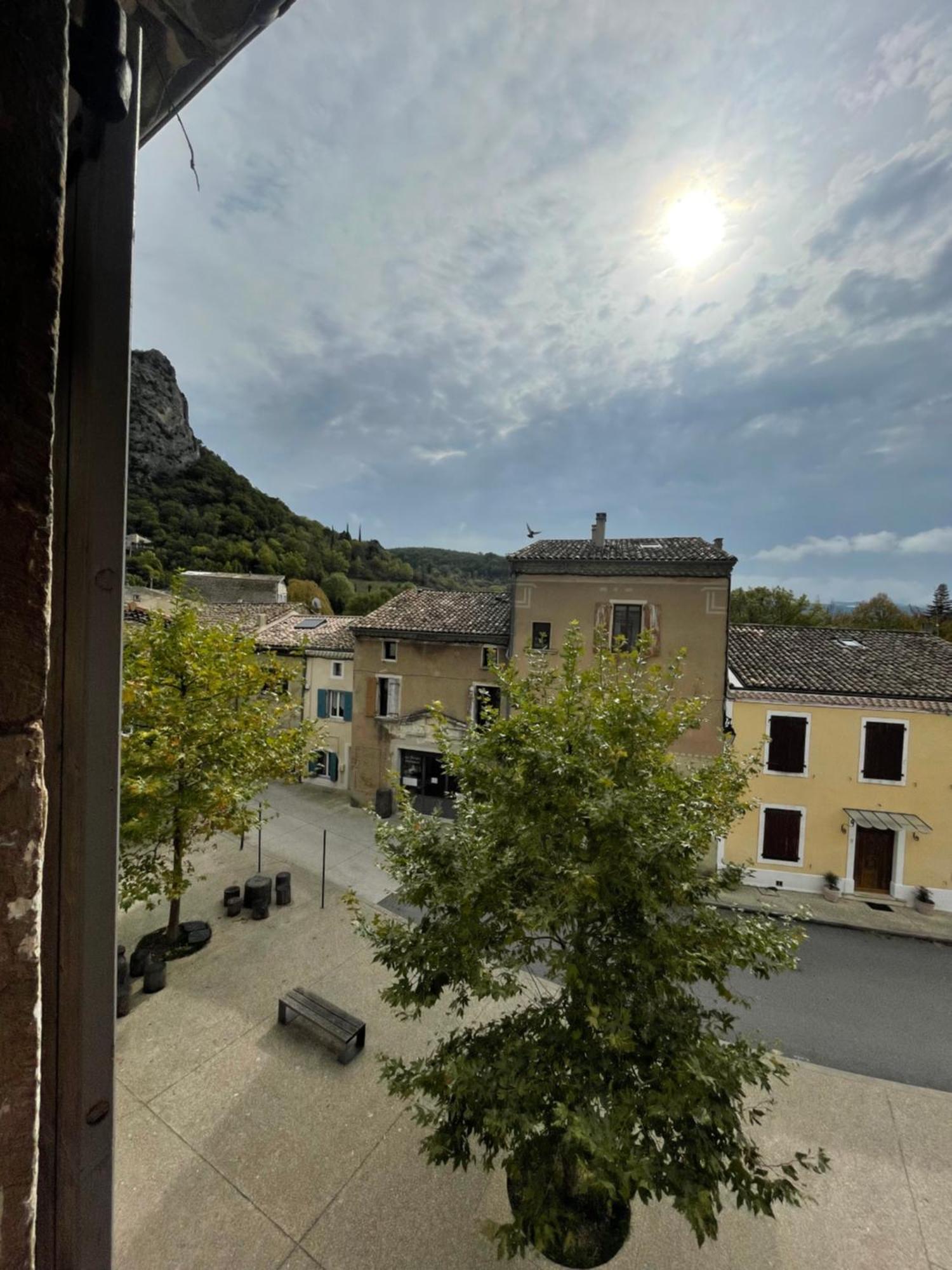 Les Appartements Du Saint Thiers, La Provence Dans Un Coin De La Drome Et L'Esprit D'Une Maison D'Hotes A Saou Εξωτερικό φωτογραφία